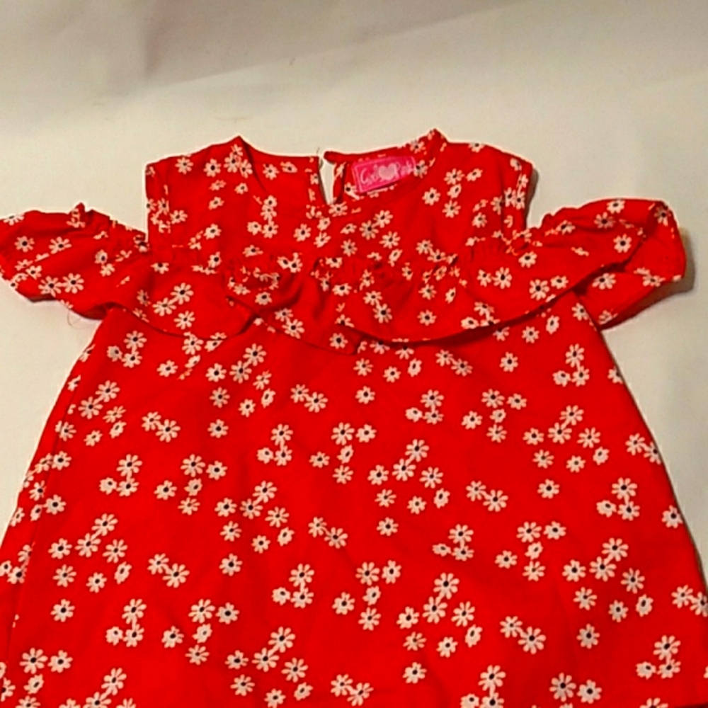 Girl pink shirt with white flower size 4t
